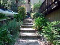 4316_yard-steps.jpg